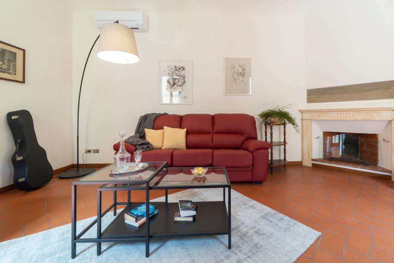 110 Sqm Apartment 6 Sleeps In Santa Croce Флоренция Екстериор снимка