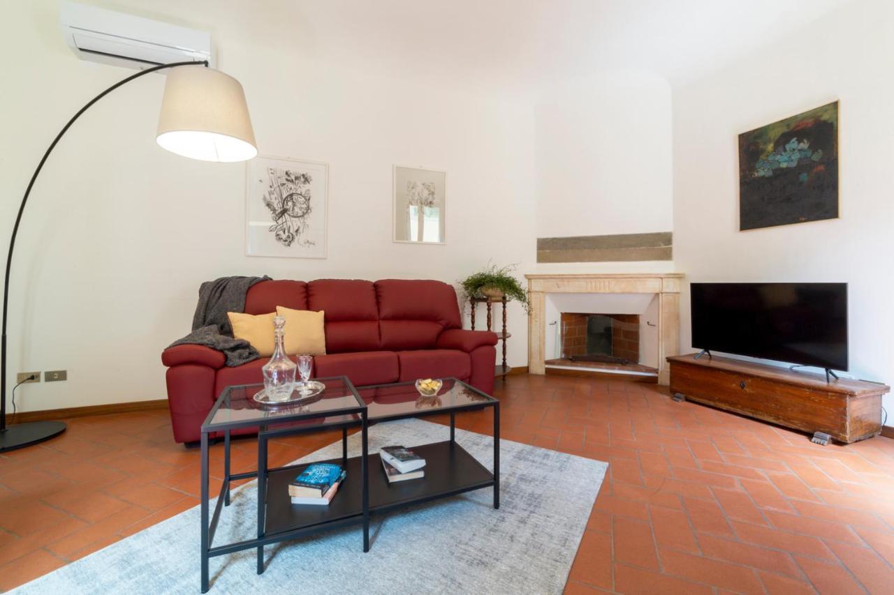 110 Sqm Apartment 6 Sleeps In Santa Croce Флоренция Екстериор снимка