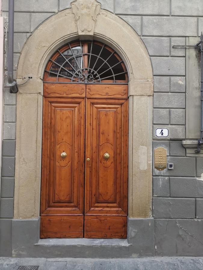 110 Sqm Apartment 6 Sleeps In Santa Croce Флоренция Екстериор снимка